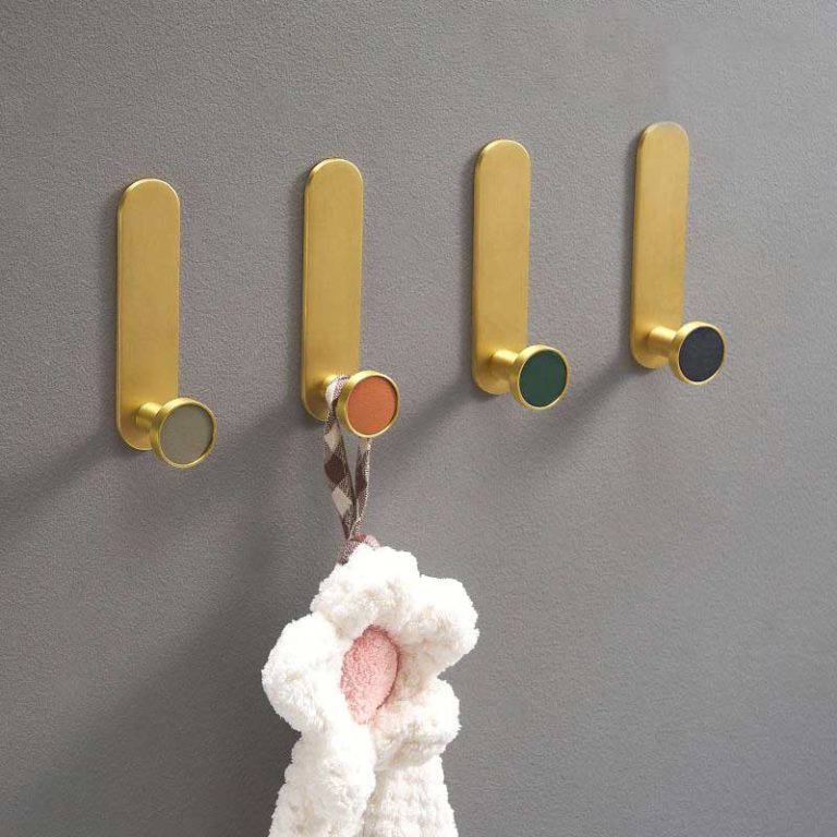 pat-re-design-salle-de-bain-mon-porte-manteau